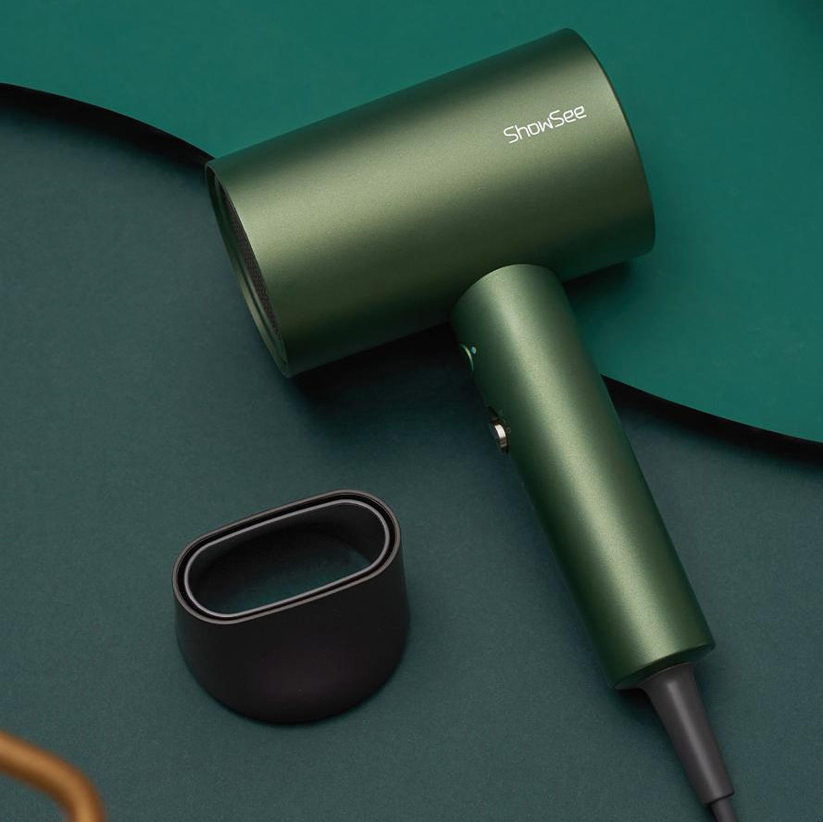 HEIRLOOM | Icaria - Eco-friendly hair dryer that packs a punch